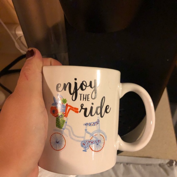 Adorable unused mug! - Picture 2 of 2